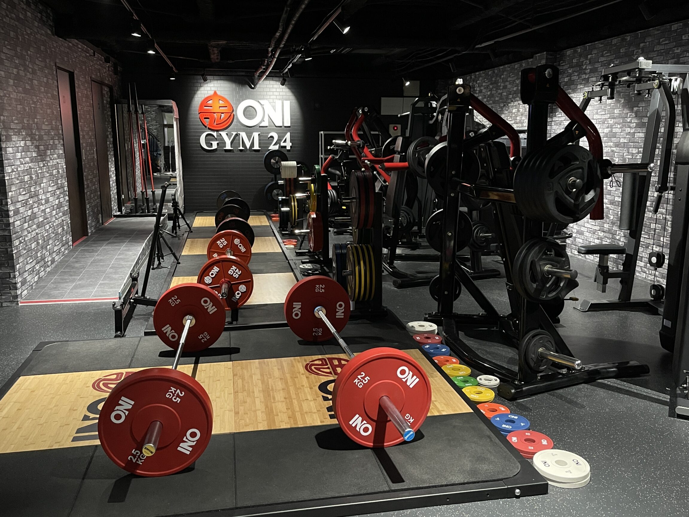 ONI GYM 24 町屋東京 1 oni gym 24 e794bae5b18be69db1e4baac